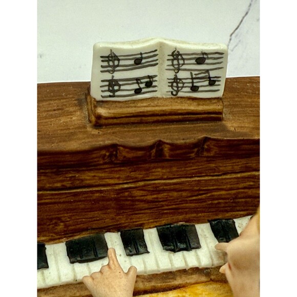 Girl Playing The Piano Music Box By Lefton Hand painted - Picture 10 of 16